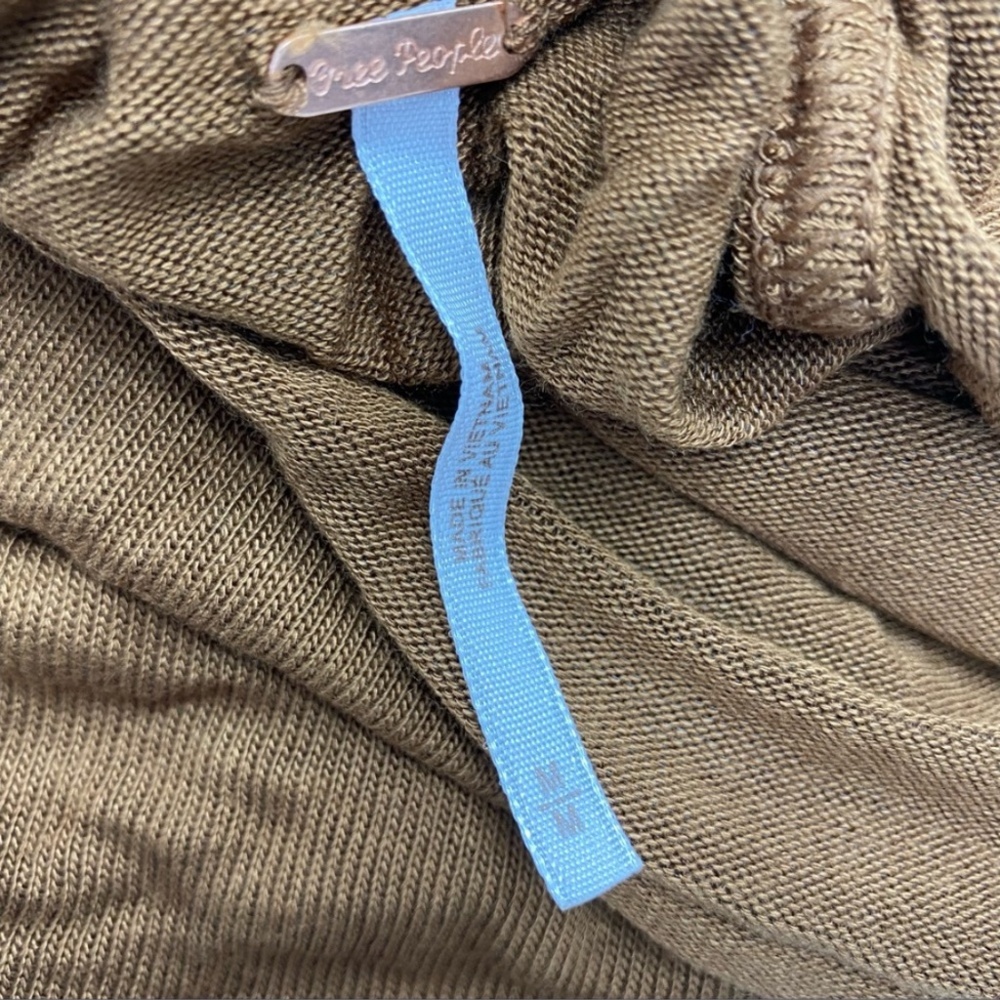 Free People Stretchy My Way Top NWT Medium - Picture 12 of 14